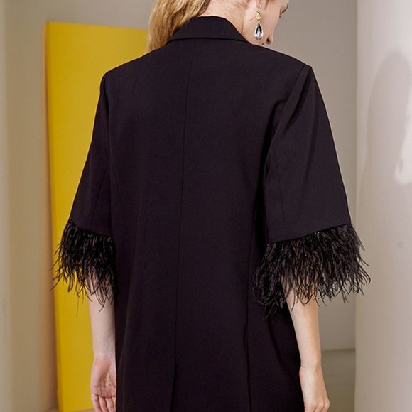 💥Black Blazer with Feather Cuff Sleeves - Picture 4 of 5